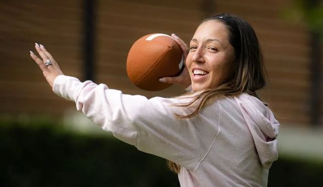 令人寄予厚 令人寄予厚