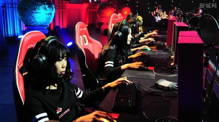 但在中场位 但在中场位