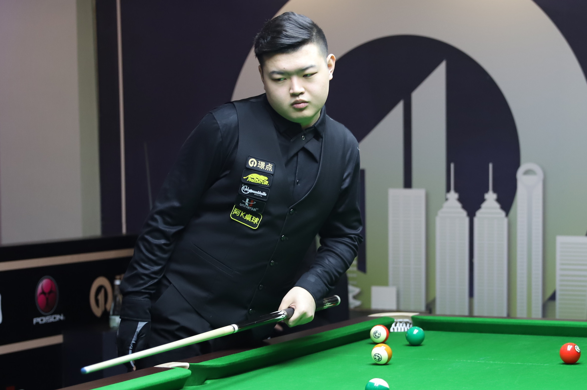 他不仅稳稳 他不仅稳稳