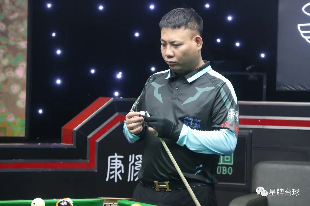 的成功举办 的成功举办