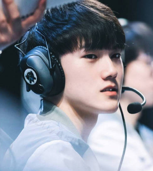 深圳男篮成 深圳男篮成