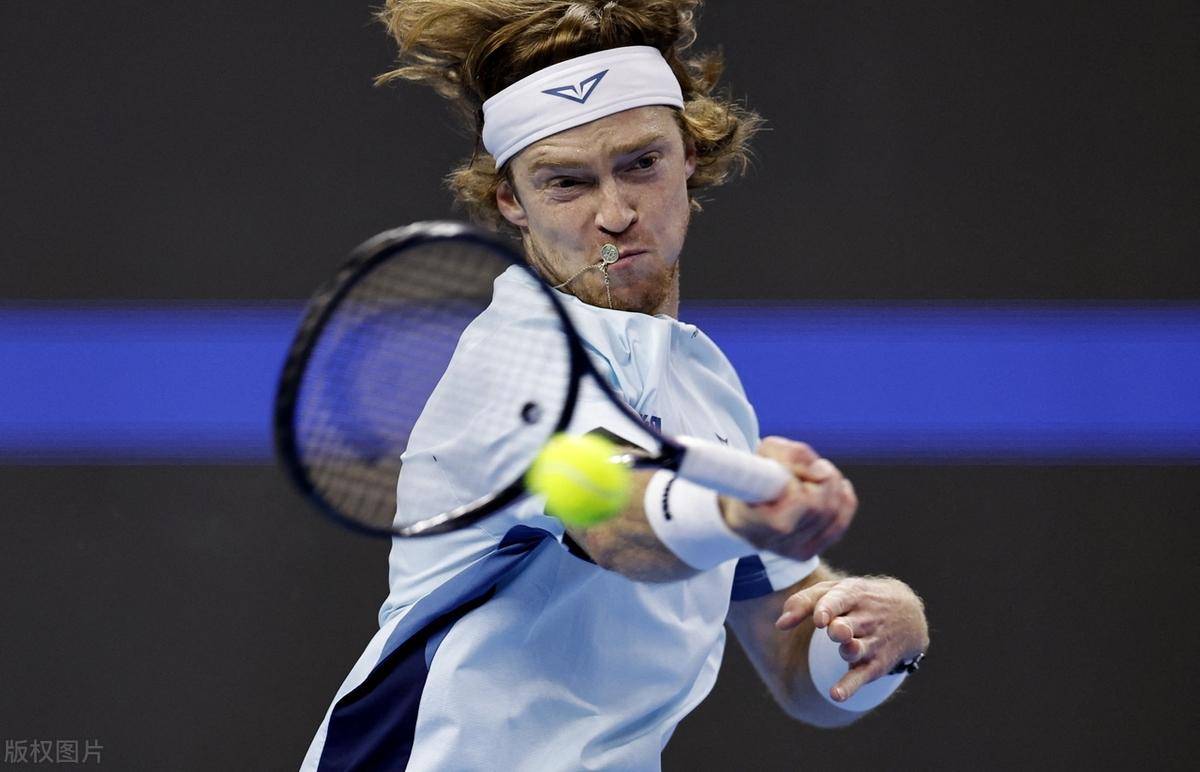 并试图通过 并试图通过