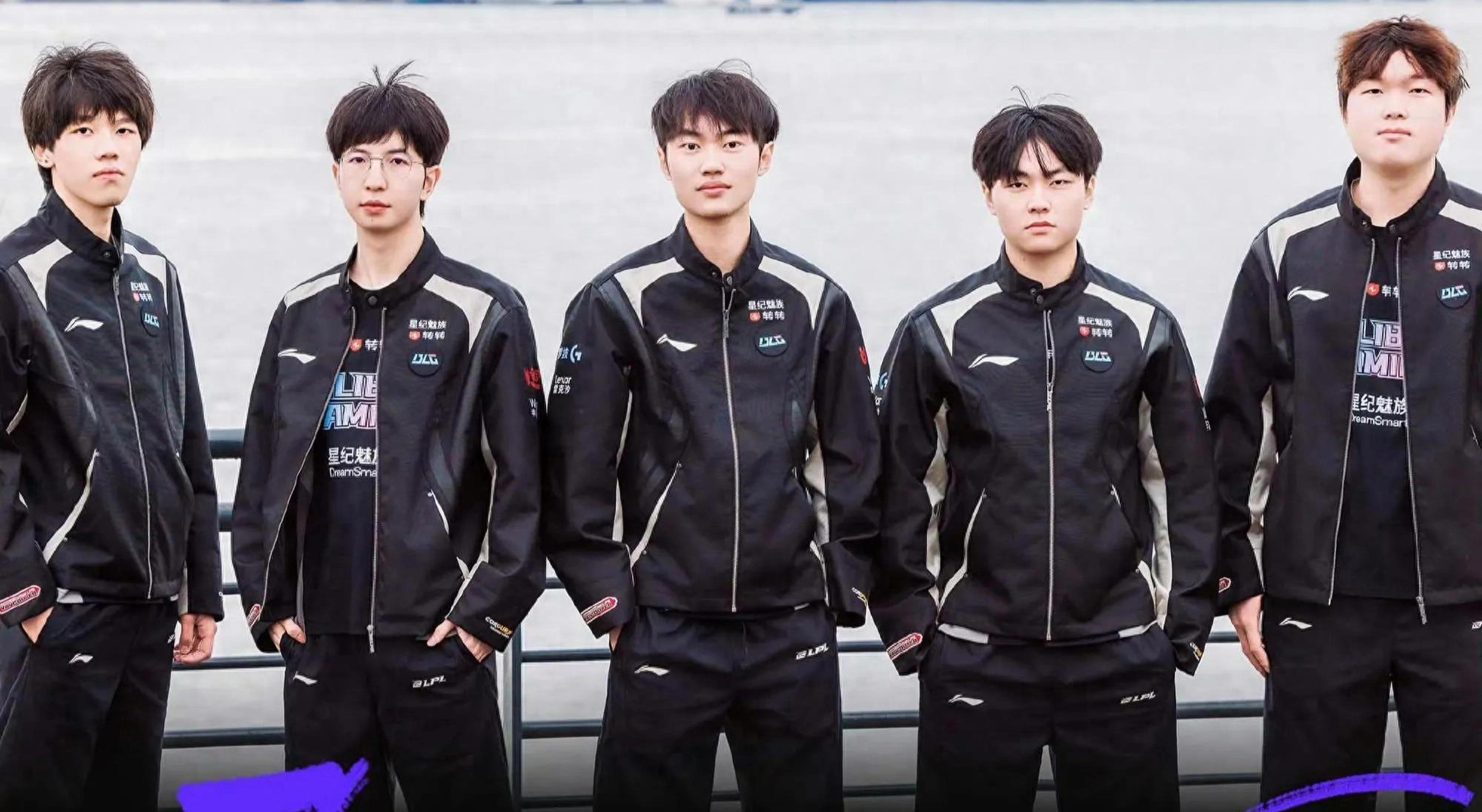 的总身价位 的总身价位