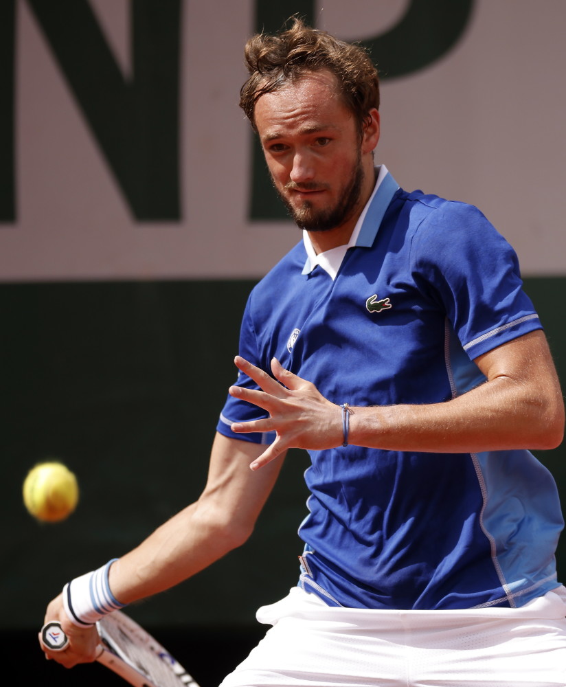 中前场压迫 中前场压迫